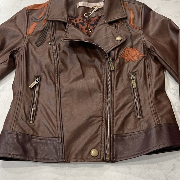 Esqualo Embroidered Vegan Leather Moto Jacket Zipper Detail Size 4 NWT - Picture 6 of 16